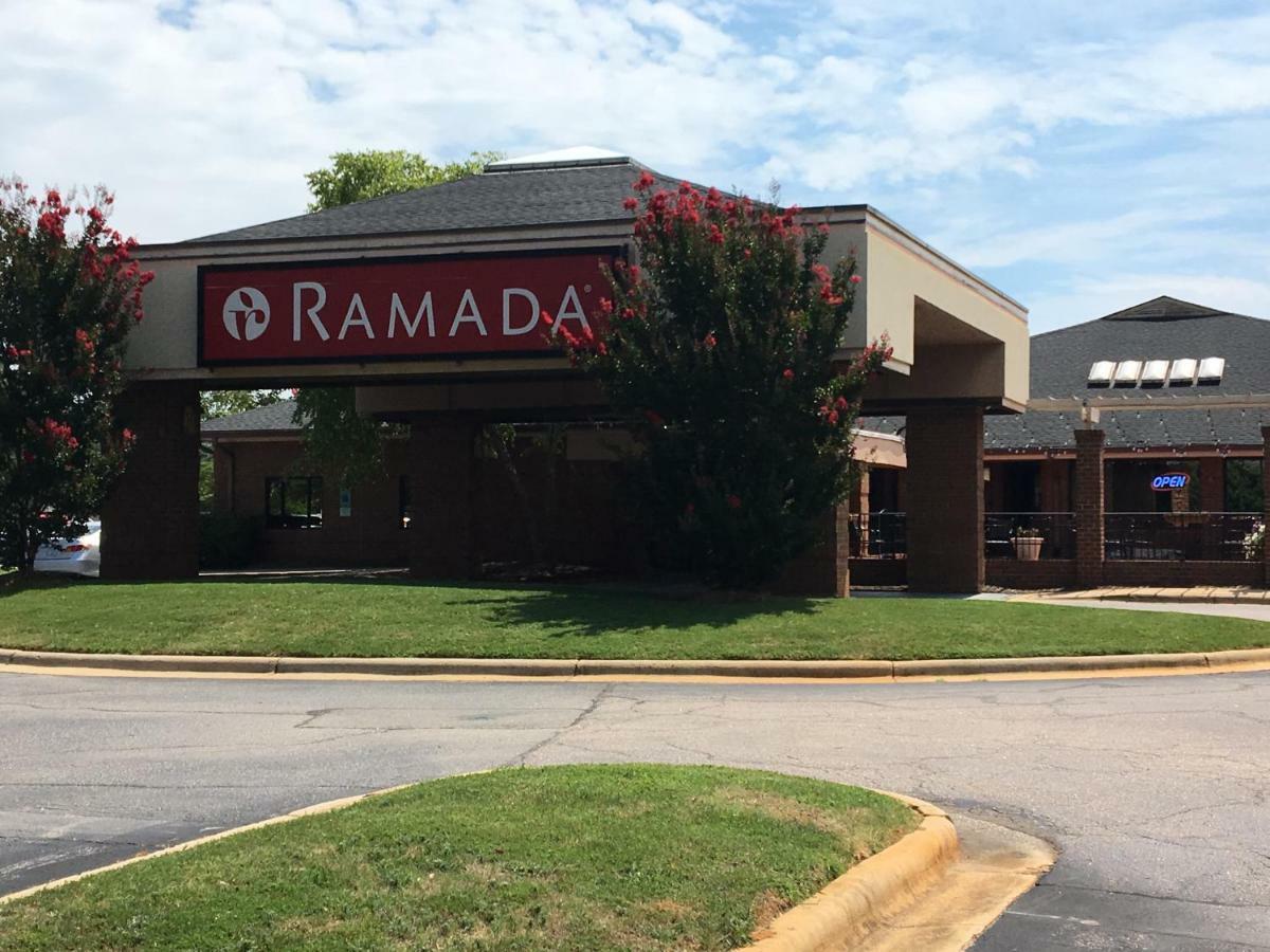 מלון Ramada By Wyndham ראלי מראה חיצוני תמונה